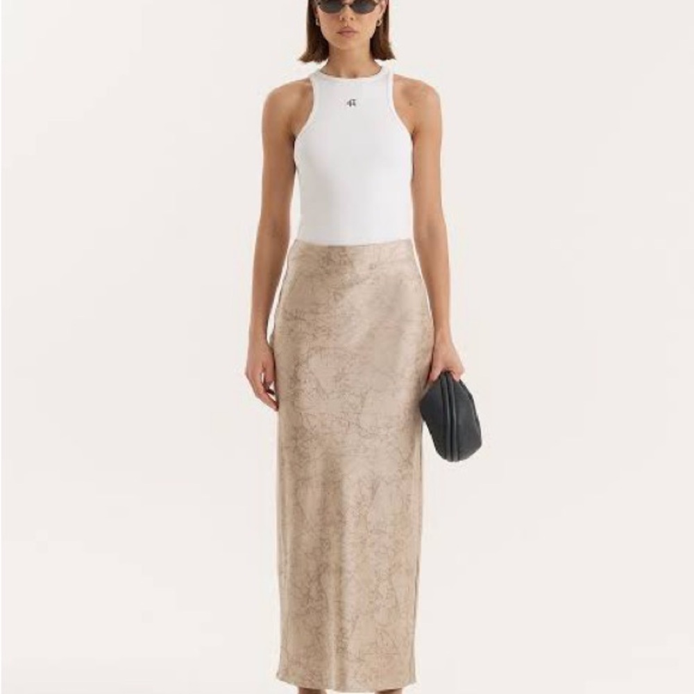 And now this satin skirt